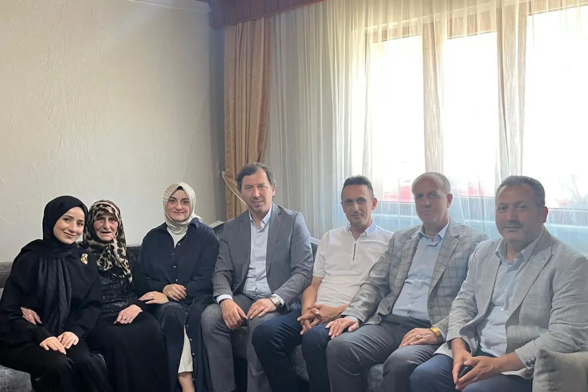 Bayramda Şehit Aileleri ve Gazilere AK Parti İnegöl’den Ziyaret