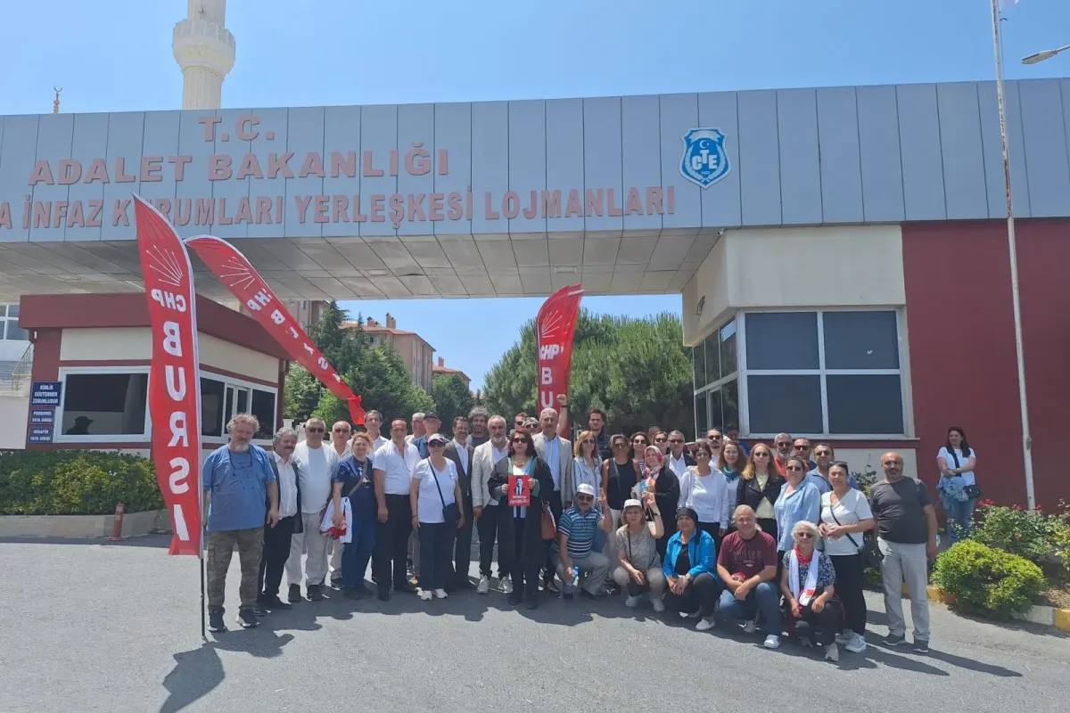 CHP İnegöl teşkilatından Silivri'de İmamoğlu'na destek
