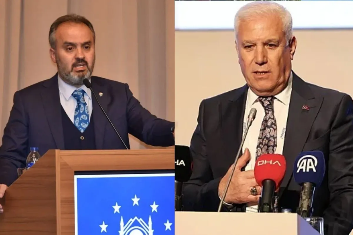 Alinur Aktaş Mustafa Bozbey'e sosyal medyadan yüklendi