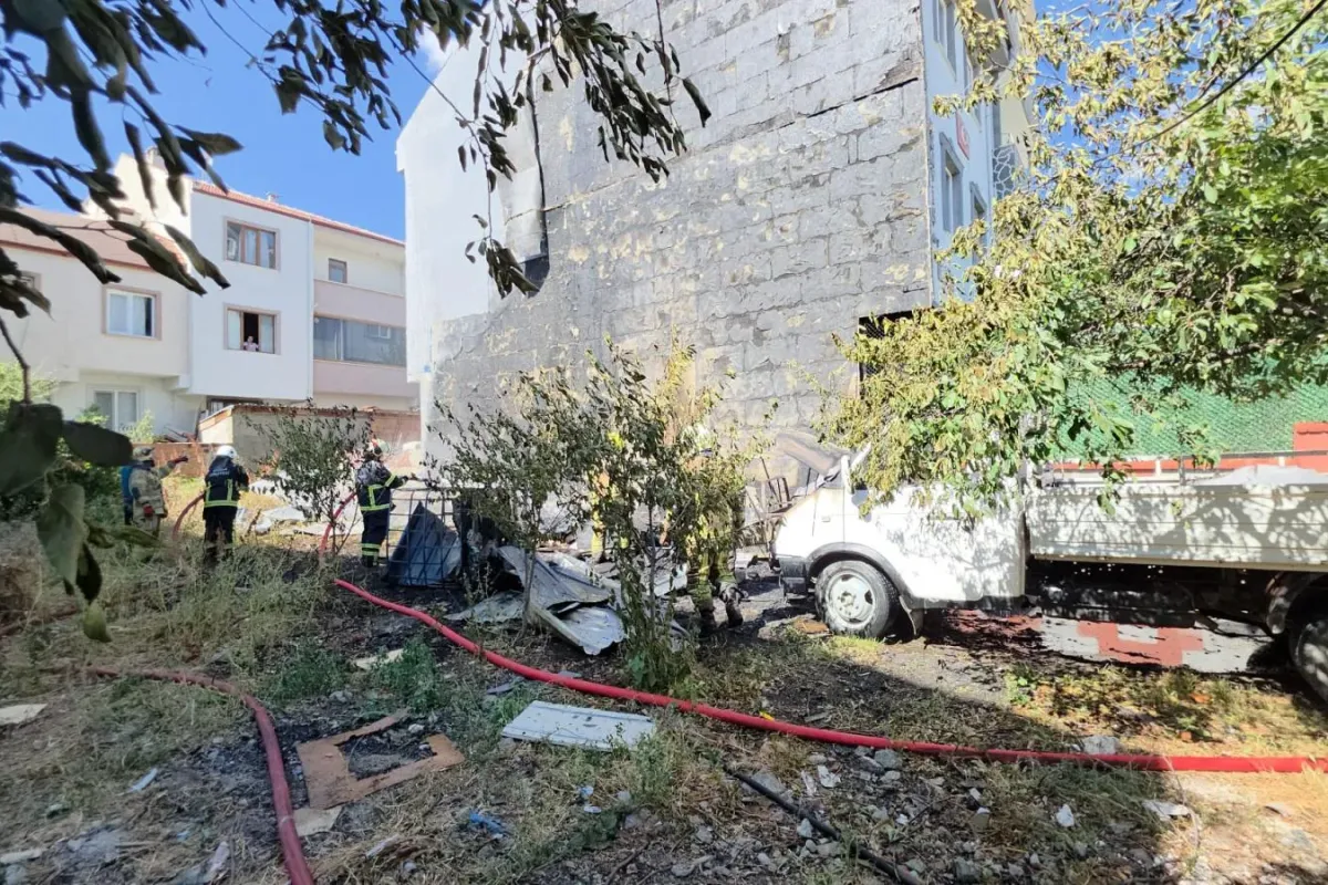 İnegöl'de park halinde küle döndü!