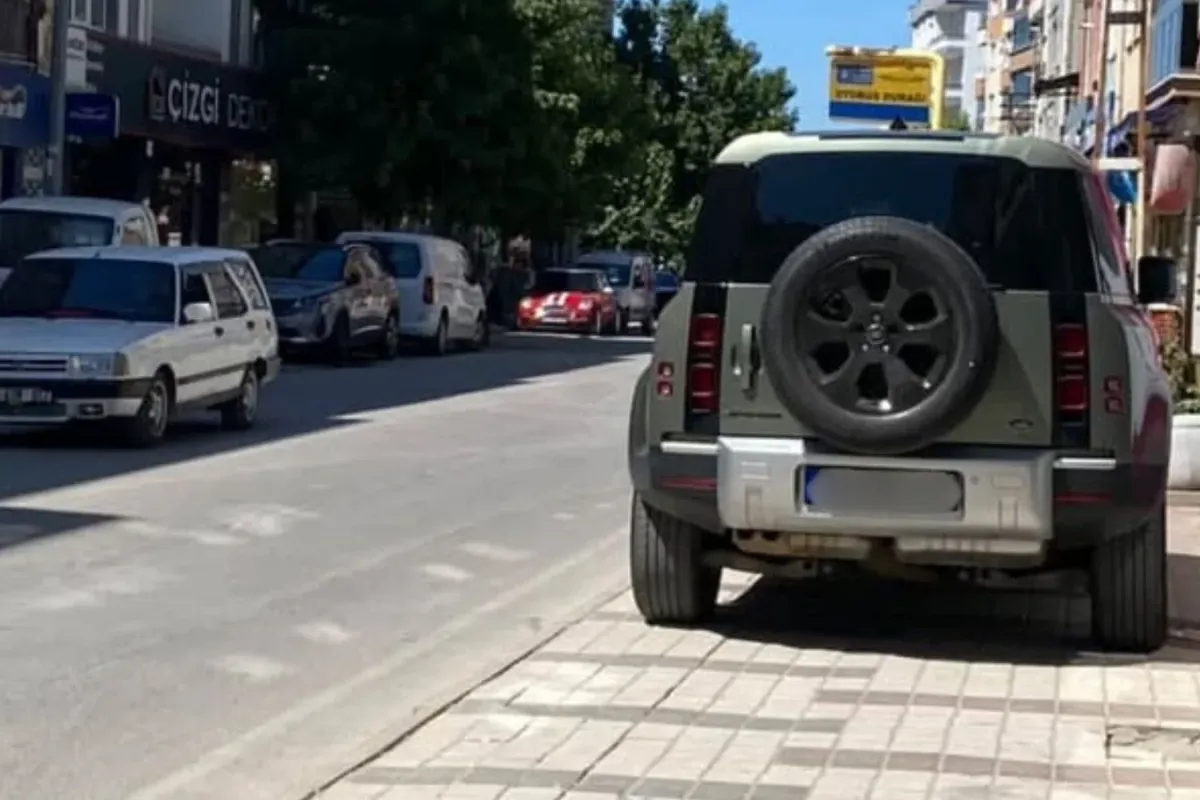 Görgüsüzlükte sınırları zorlayan İnegöllü!