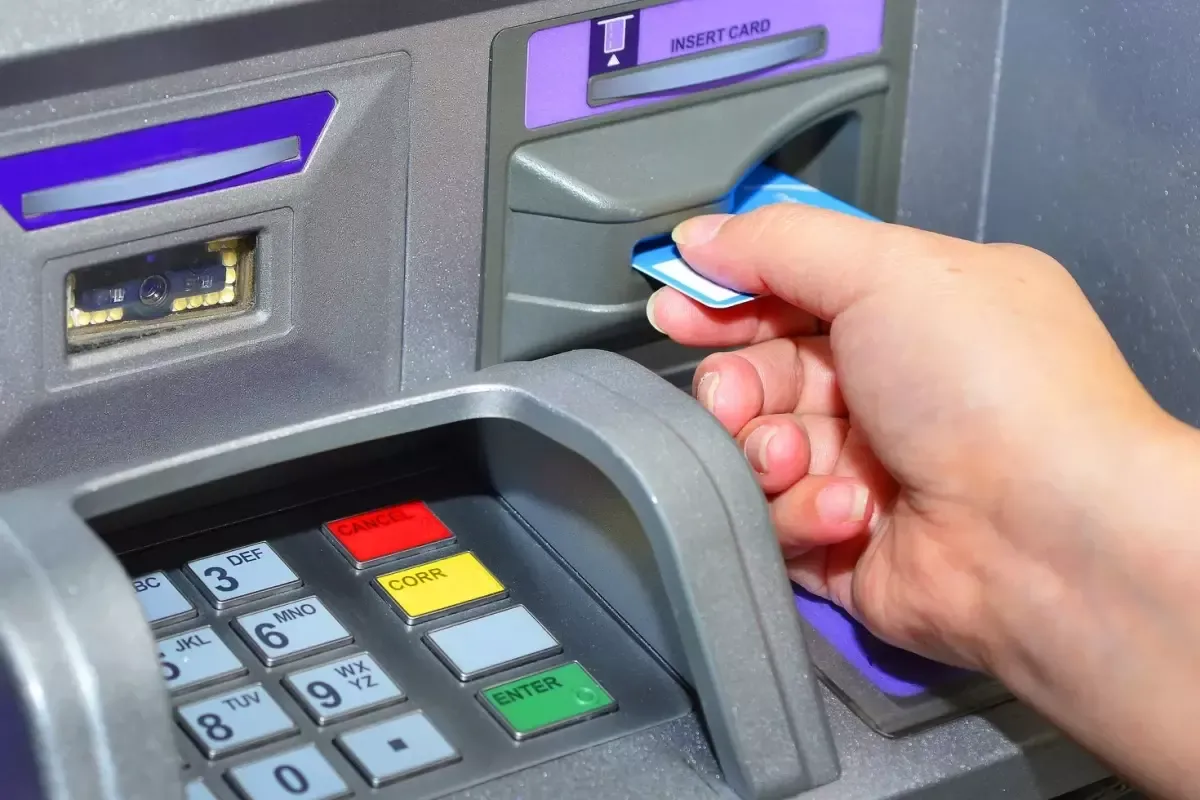 ATM'ye kartınızı soktuğunuzda bu uyarı ile karşılaşacaksınız