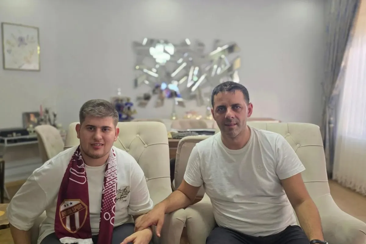 İnegölspor Başkanı Kani Ademoğlu’ndan Sert Mesaj: “İnegölspor Boğazınızda Kalır!”