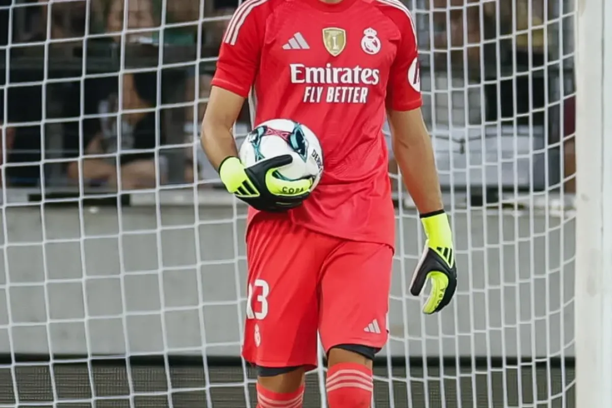 Fenerbahçe, Real Madrid’in Kalecisi Andriy Lunin’in Peşinde! Galatasaray da İstiyor