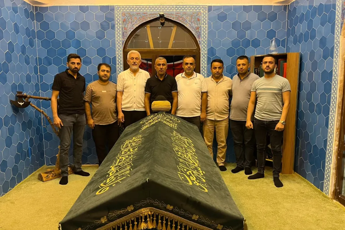 İnegöl Fatihi Turgutalp Derneği'nin yeni yönetimi belli oldu