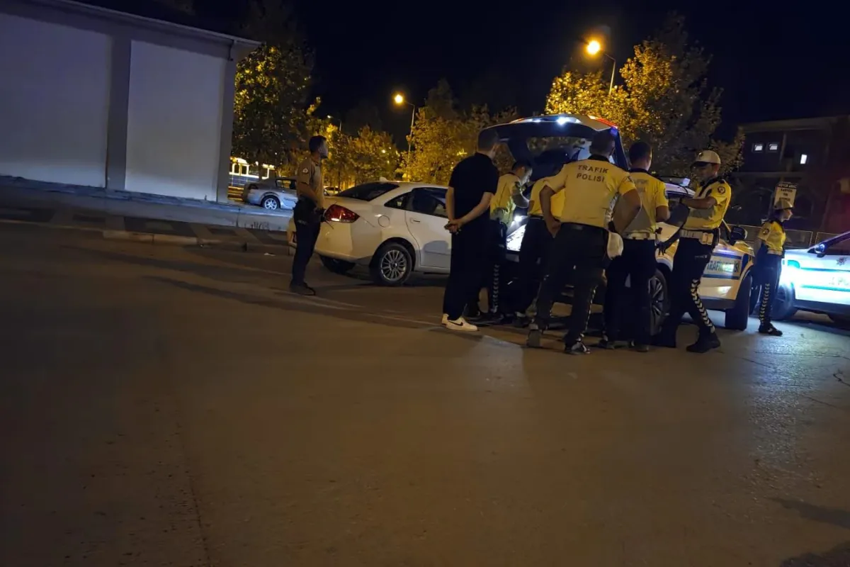 İnegöl'de gece yarısı 75 bin lira ceza yedi!