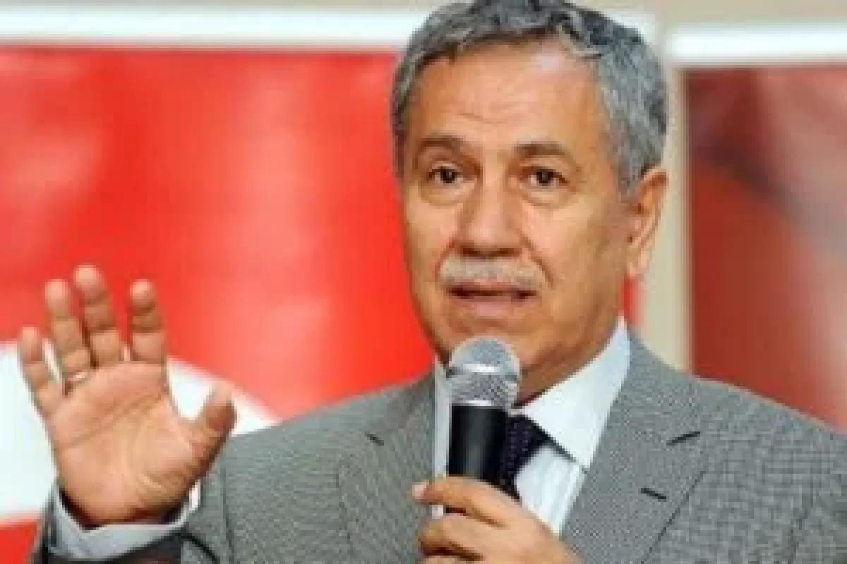 Arınç "Kırmızılı Kadın" sorusunu yanıtladı