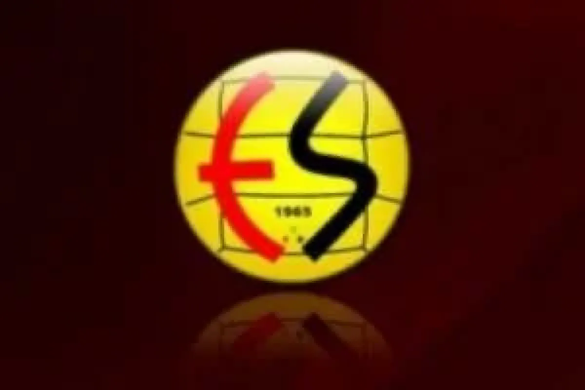 Es-Este 4 futbolcu salonda çalıştı