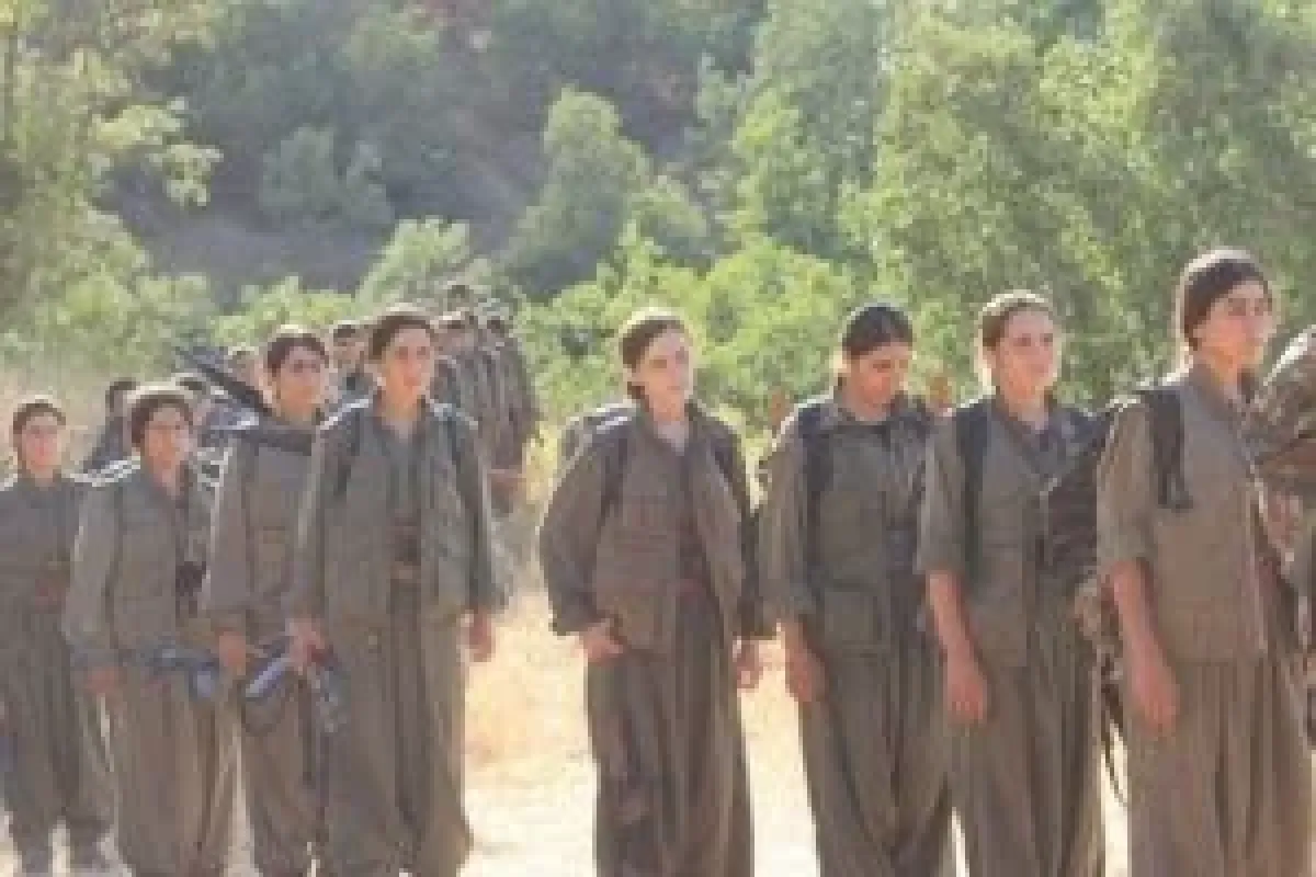 PKKnın şemsiyeli çekilmesi sürüyor
