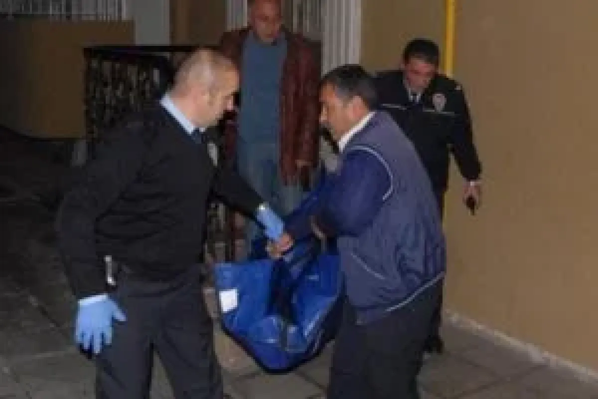 Çıplak halde cesedi bulundu!
