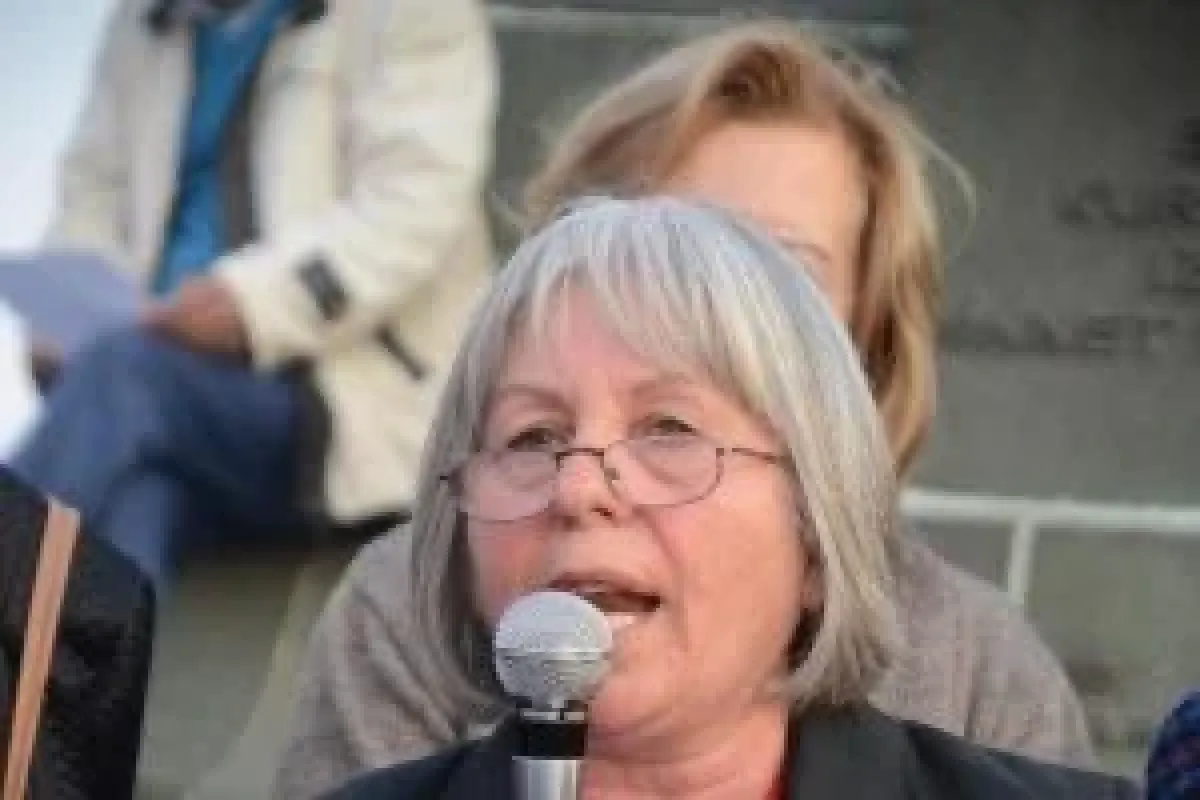 İzmir'de Meclis'te türbana tepki