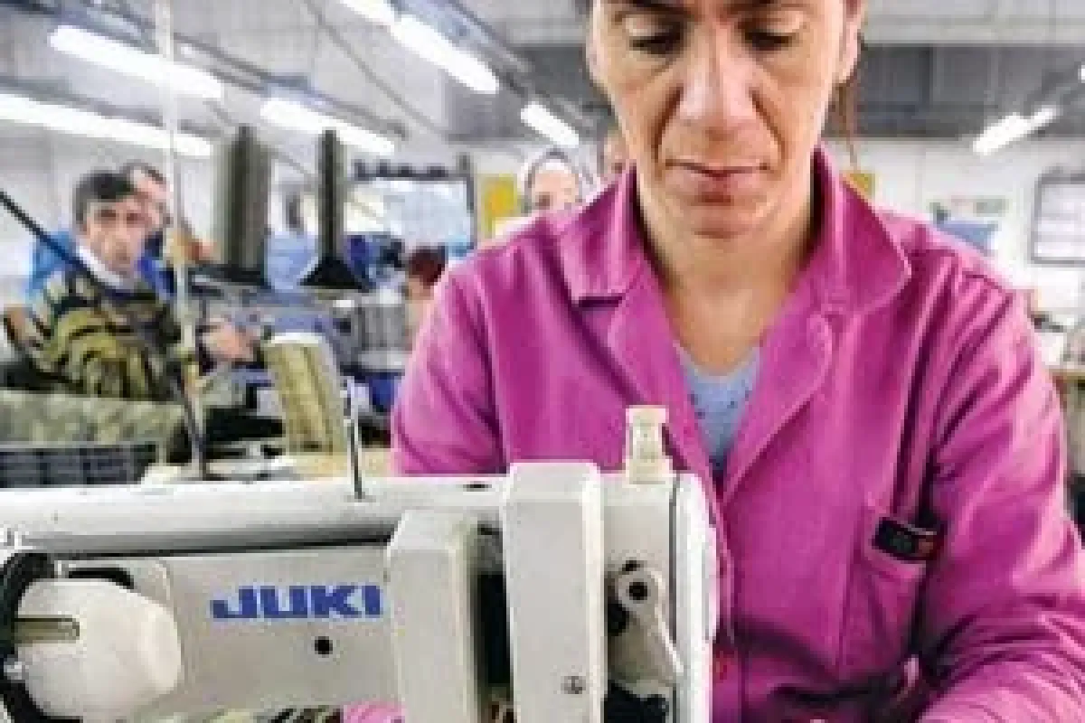 Türkiyede iki kadından biri kayıtdışı çalışıyor