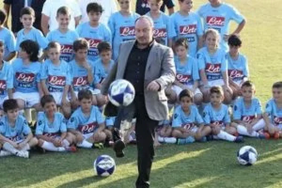 Napoli transferde hız kesmiyor