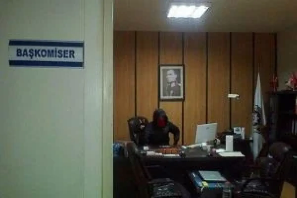 RedHack başkomiserin odasında