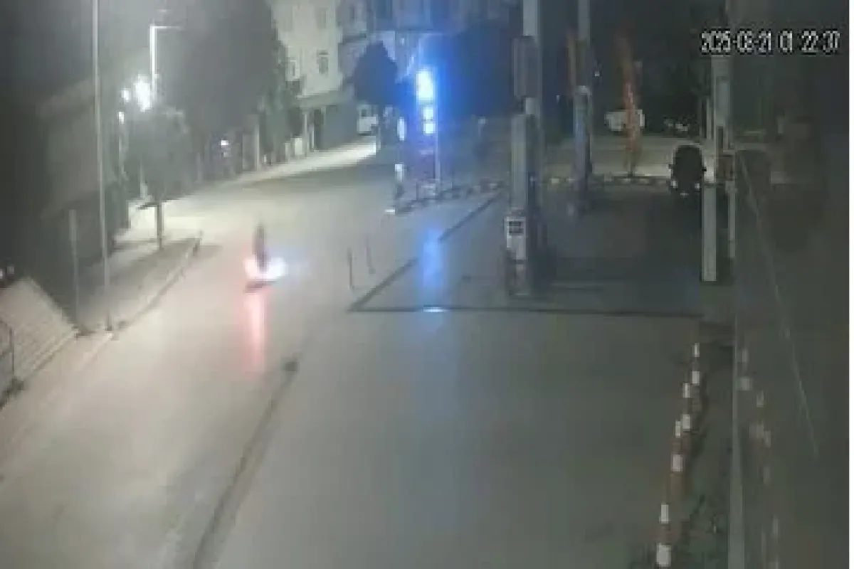 İnegöl'de esrarengiz kaza: Genç sürücü yaralandı