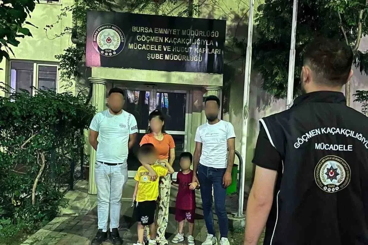 34 Plakalı Araçta Yabancı Uyruklu Şahısların Taşınma Şüphesi