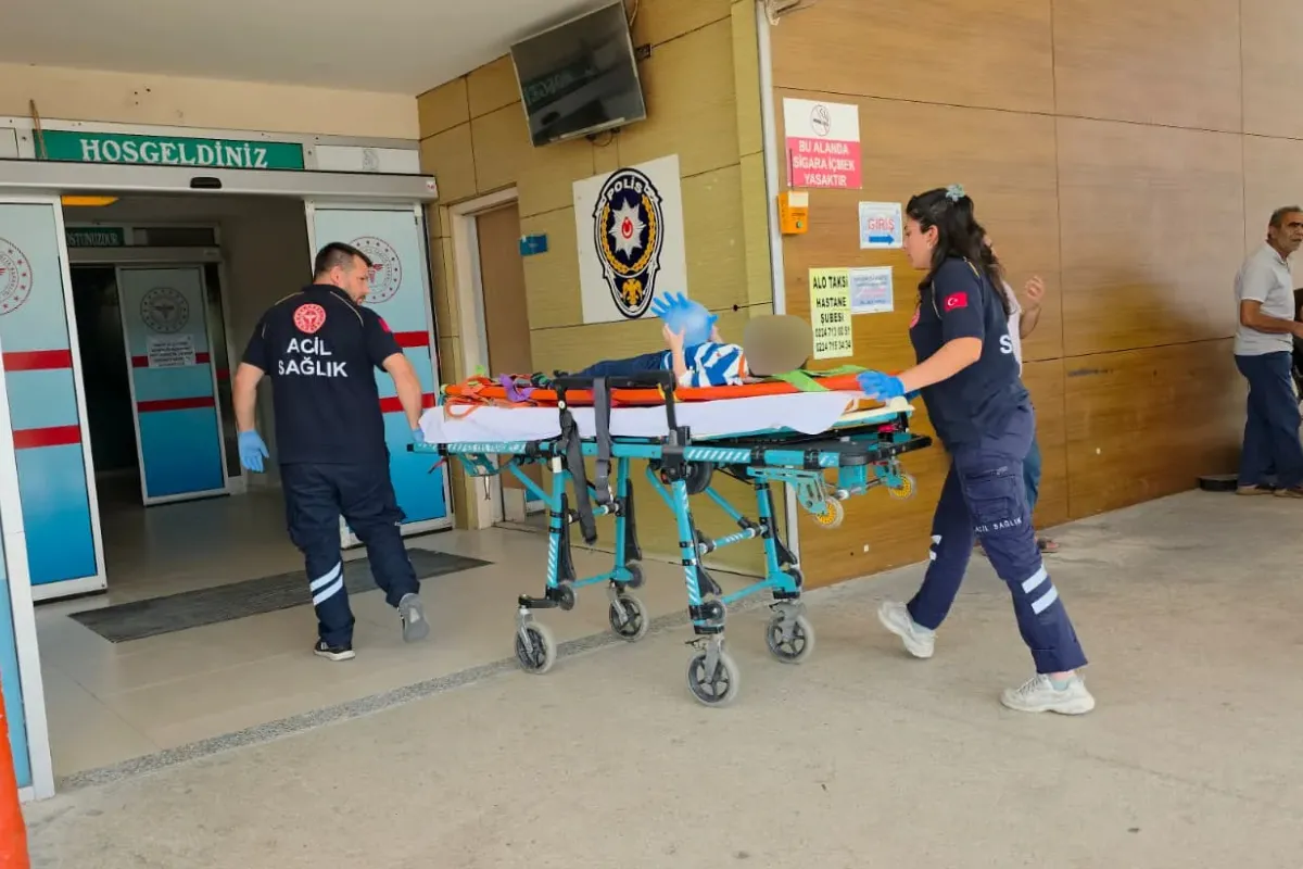 İnegöl'de trafik faciası: Çok sayıda yaralı var