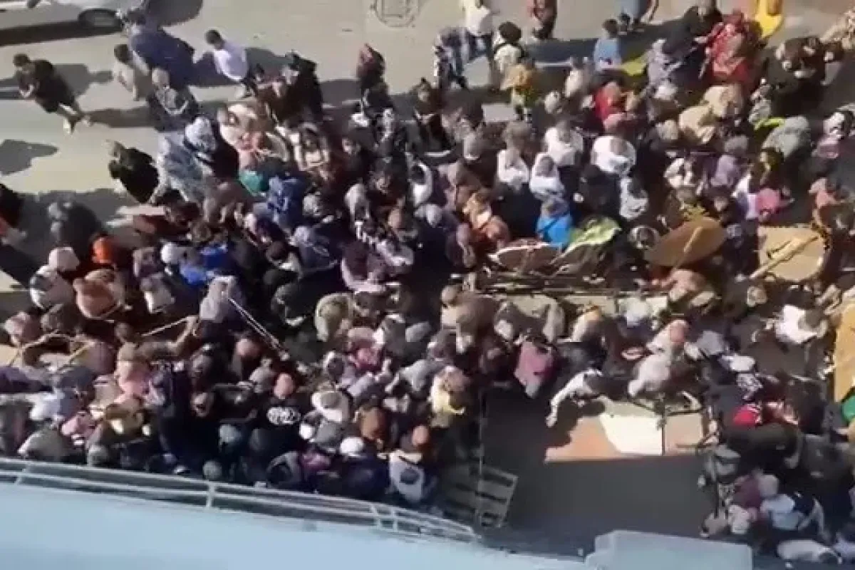 İndirim değil, eziyet kuyruğu