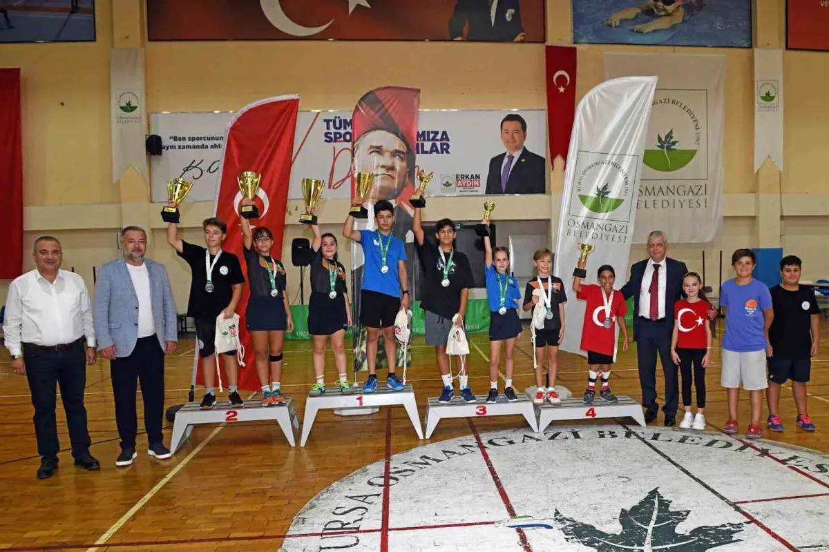 Minik raketler Osmangazi’de kıyasıya mücadele etti