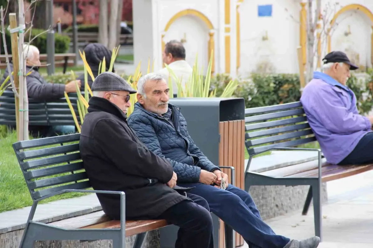 Emekli maaşlarında %25'e kadar kesinti yapılacak