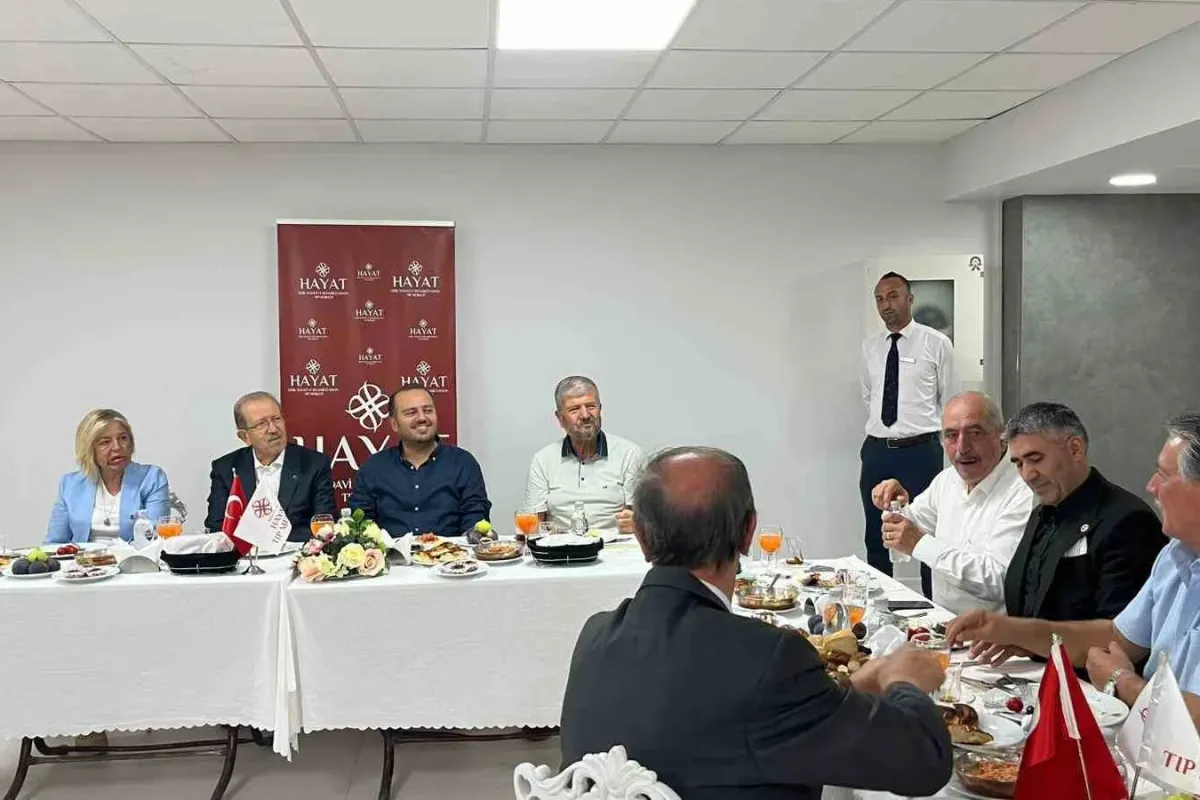 Muhtarlar Hayat Sağlık Grubu’nda buluştu
