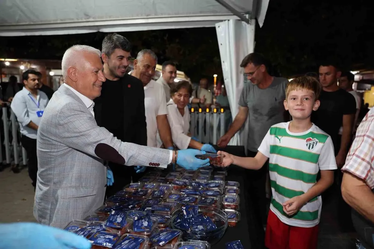 Bursa'da Mevlid Kandili Coşkusu