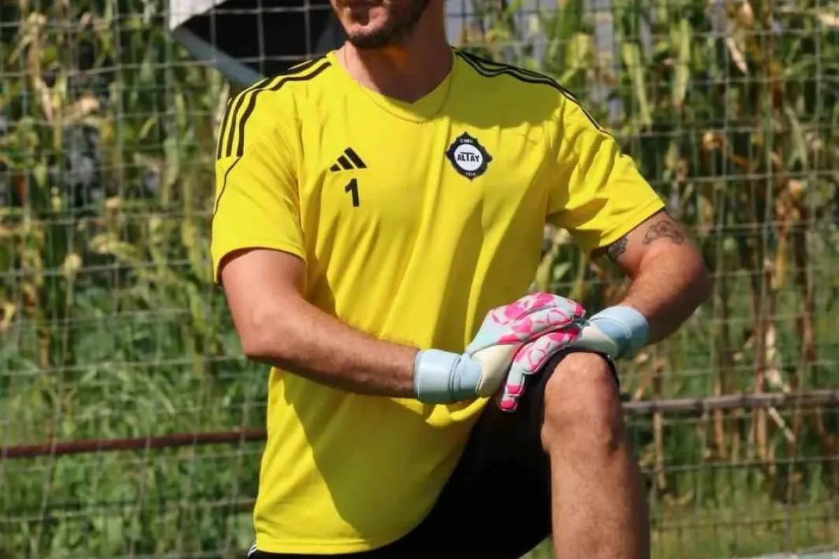 Altay’da kaleci Ozan Özenç şoku yaşanıyor