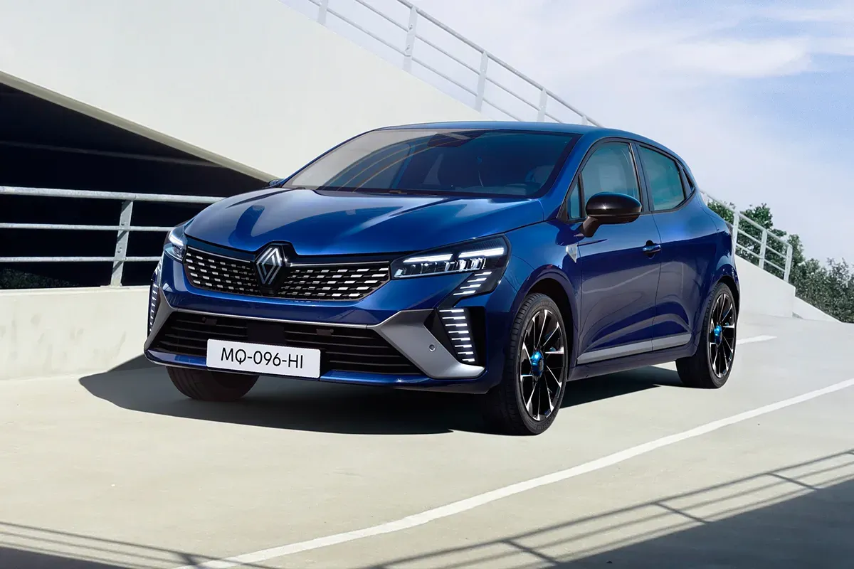 Renault Clio 2026 tanıtıldı: Daha büyük, hibrit ve Bursa üretimi