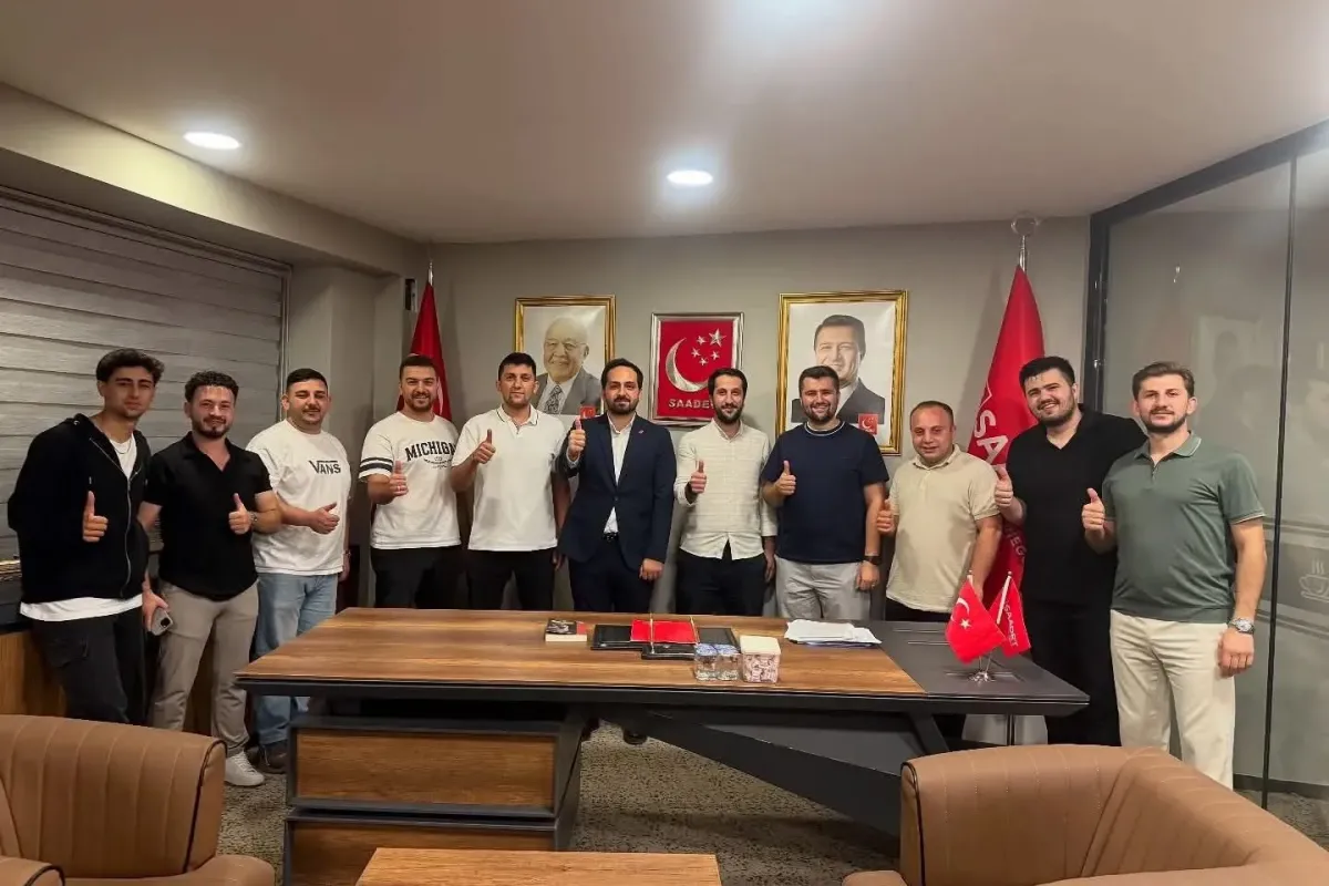 Saadet Partisi İnegöl Gençlik Kolları’nda görev değişimi gerçekleşti