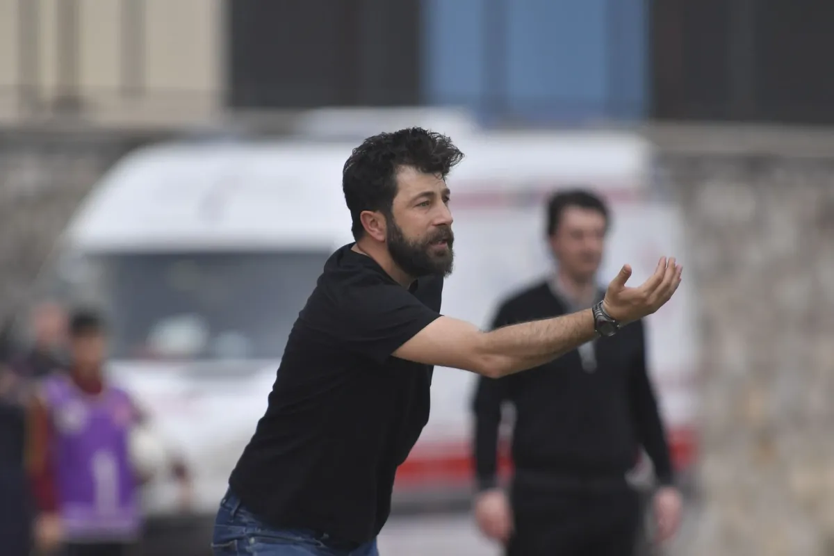 Eski İnegölspor hocası İbrahim Dağaşan Karacabey Belediyespor’da