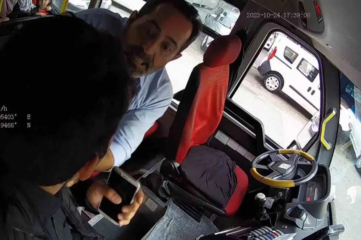 Engelli bireyi önce otobüsten indirdi, sonra darp etmeye çalıştı