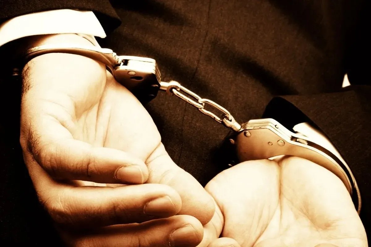 İnegöl’de zehir tacirine şafak baskını! Evden cephanelik gibi uyuşturucu çıktı