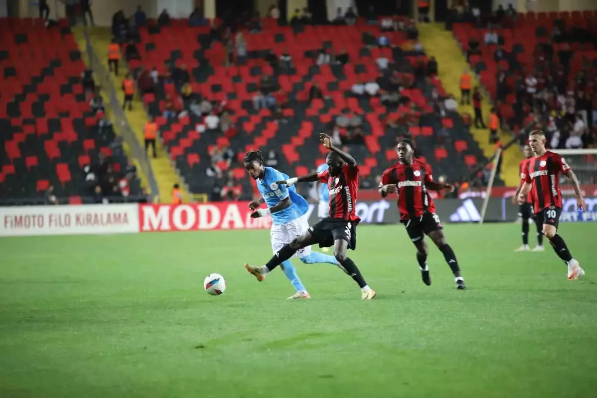 Trabzonspor - Gaziantep FK maçı ne zaman, saat kaçta, hangi kanalda? İşte muhtemel 11’ler