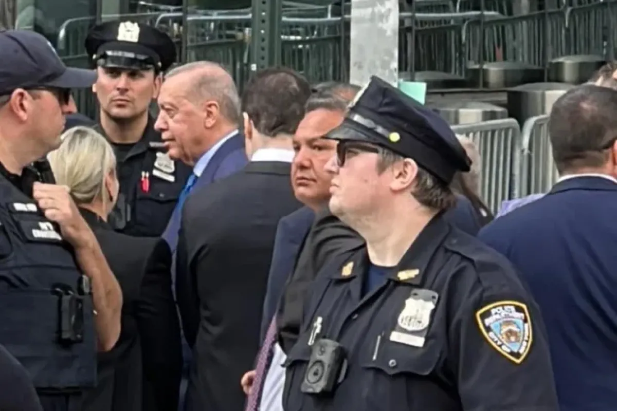 Cumhurbaşkanı Erdoğan, New York'ta Türk Toplumu Tarafından Coşkuyla Karşılandı