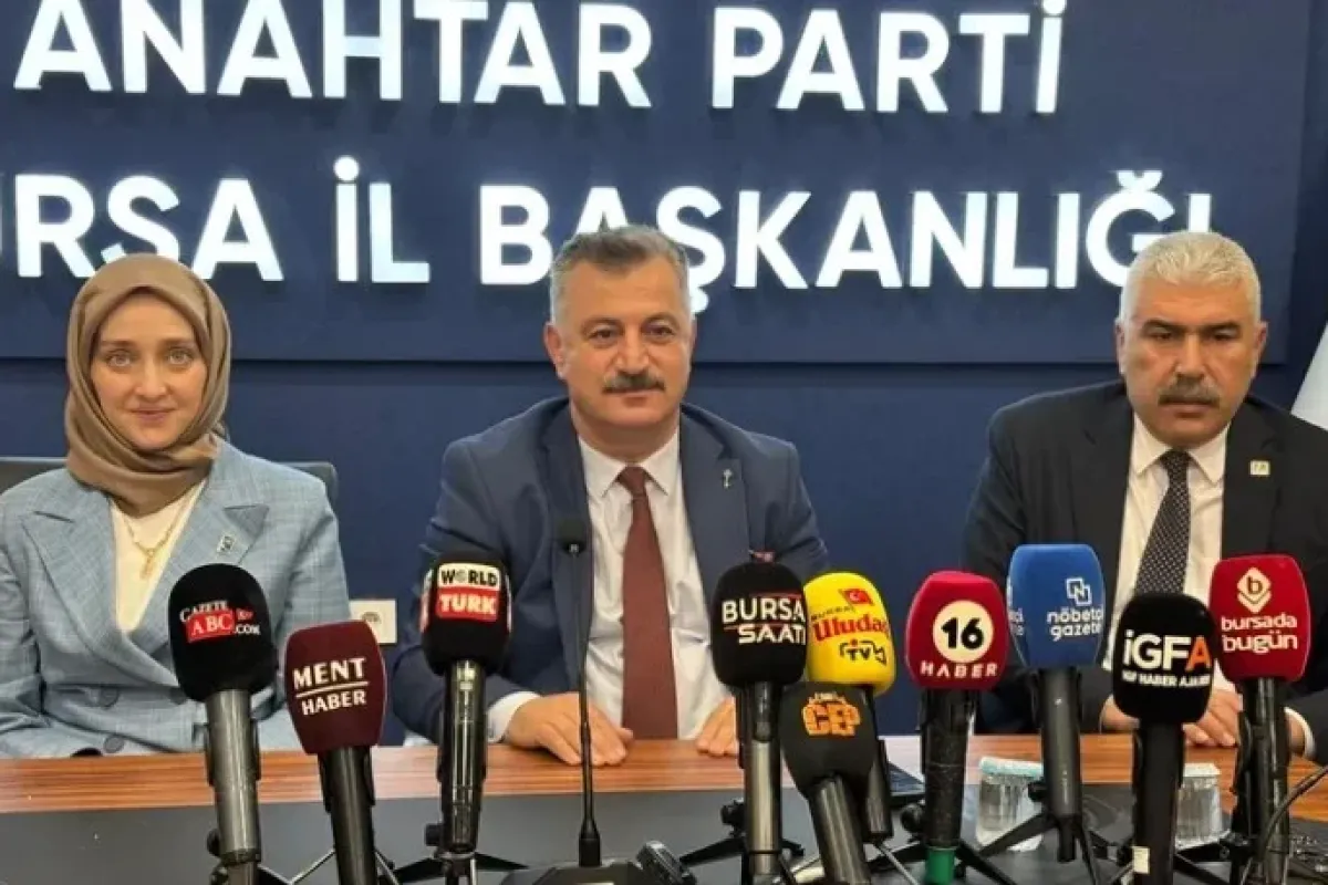 Anahtar Parti Bursa İl Başkanlığı Basın Toplantısı Düzenledi