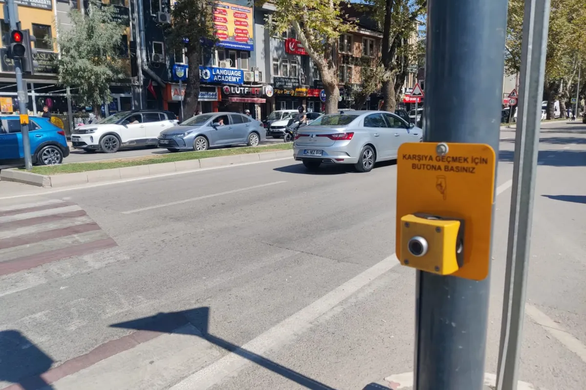 İnegöl'de yaya geçiş butonları gerçekten işe yarıyor mu? İşte cevabı