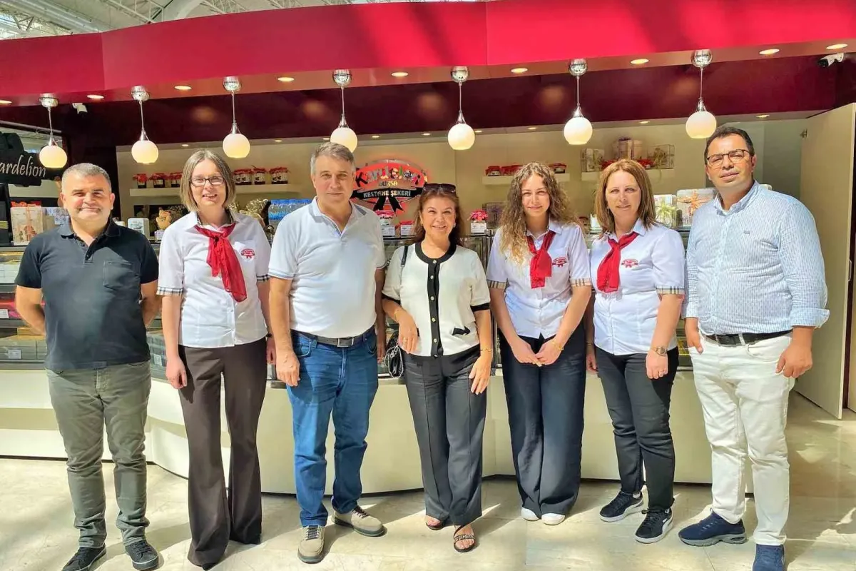 Kardelen kestane şekeri 26. şubesini bozüyük sarar AVM’de açtı
