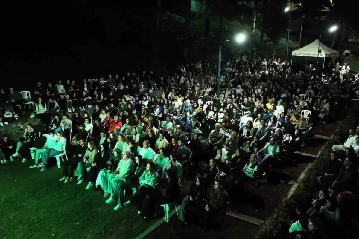 Bursa’da açık havada sinema keyfi