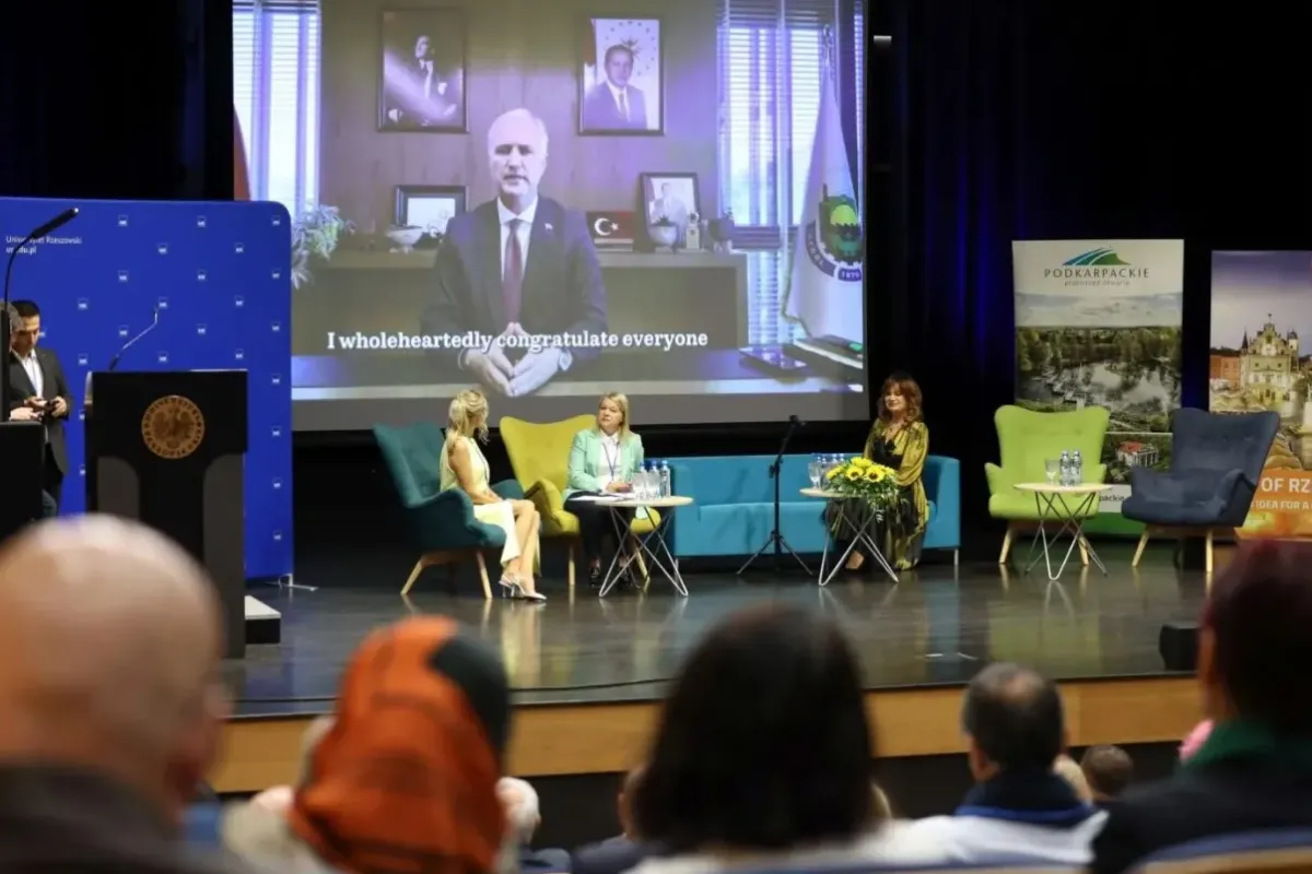 İnegöl Belediyesi uluslararası eğitim programına katıldı