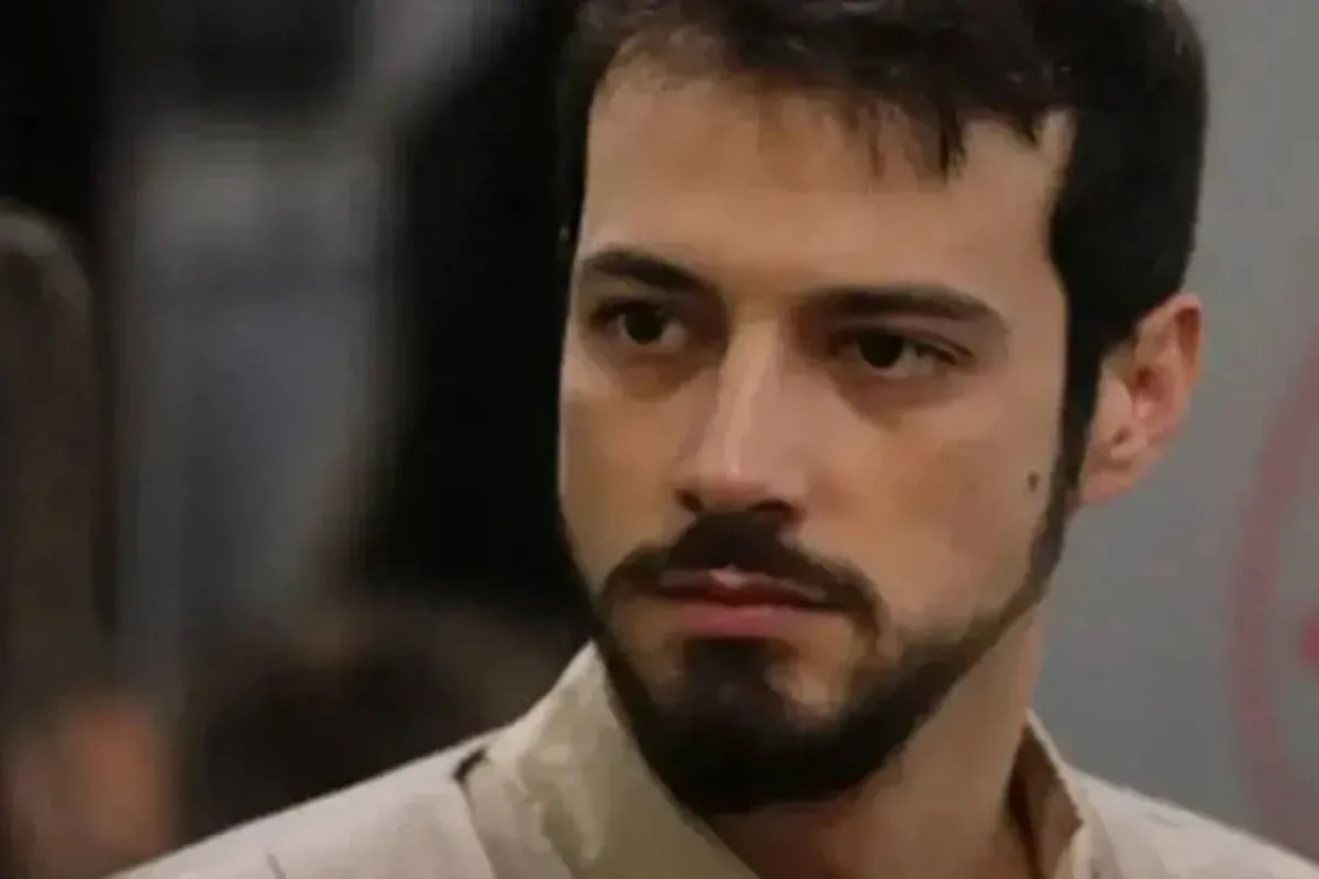 Mert Yazıcıoğlu Kimdir, Kaç Yaşında, Nereli? Ünlü Oyuncu Neden Gözaltına Alındı?