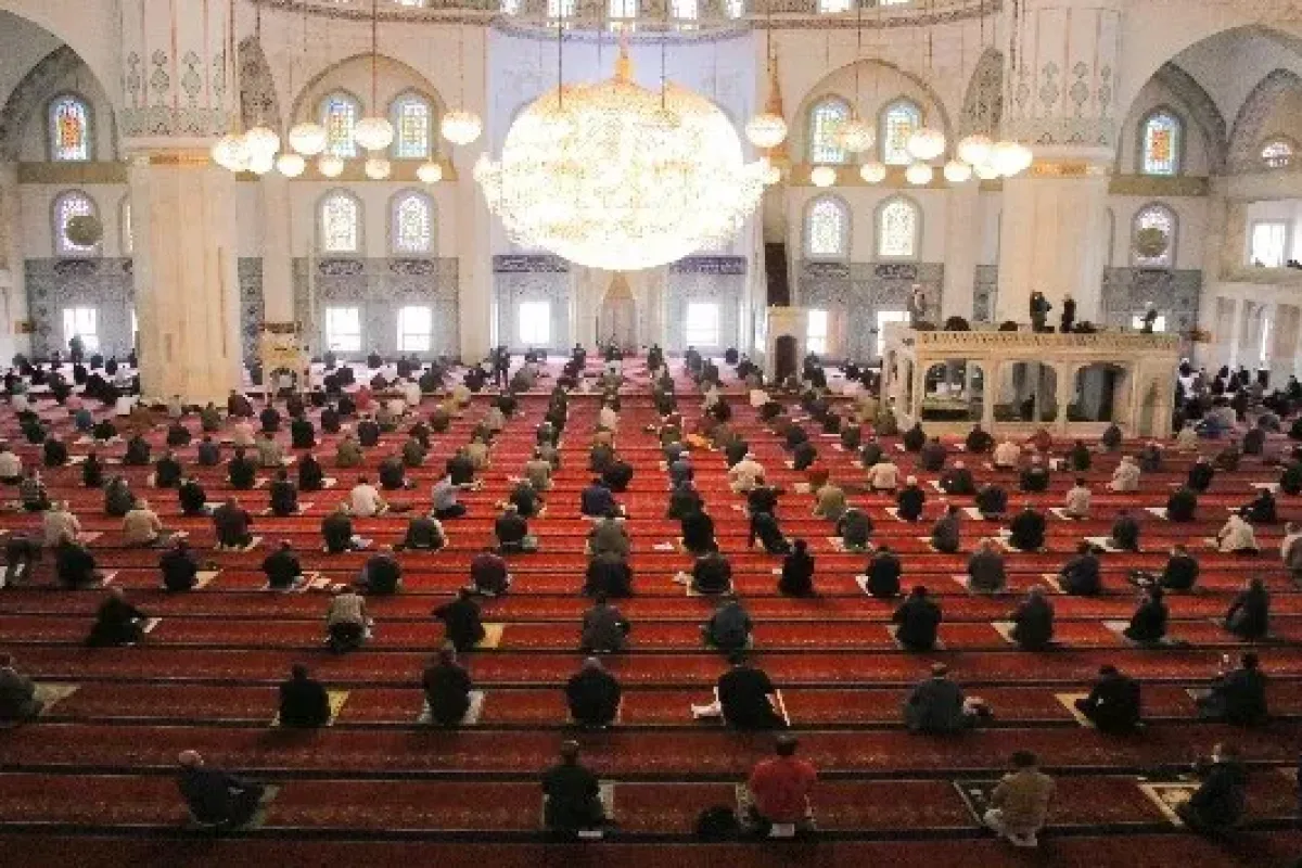 10 Ekim 2025 Cuma Hutbesi: İman ve Kalp Arasındaki Bağ