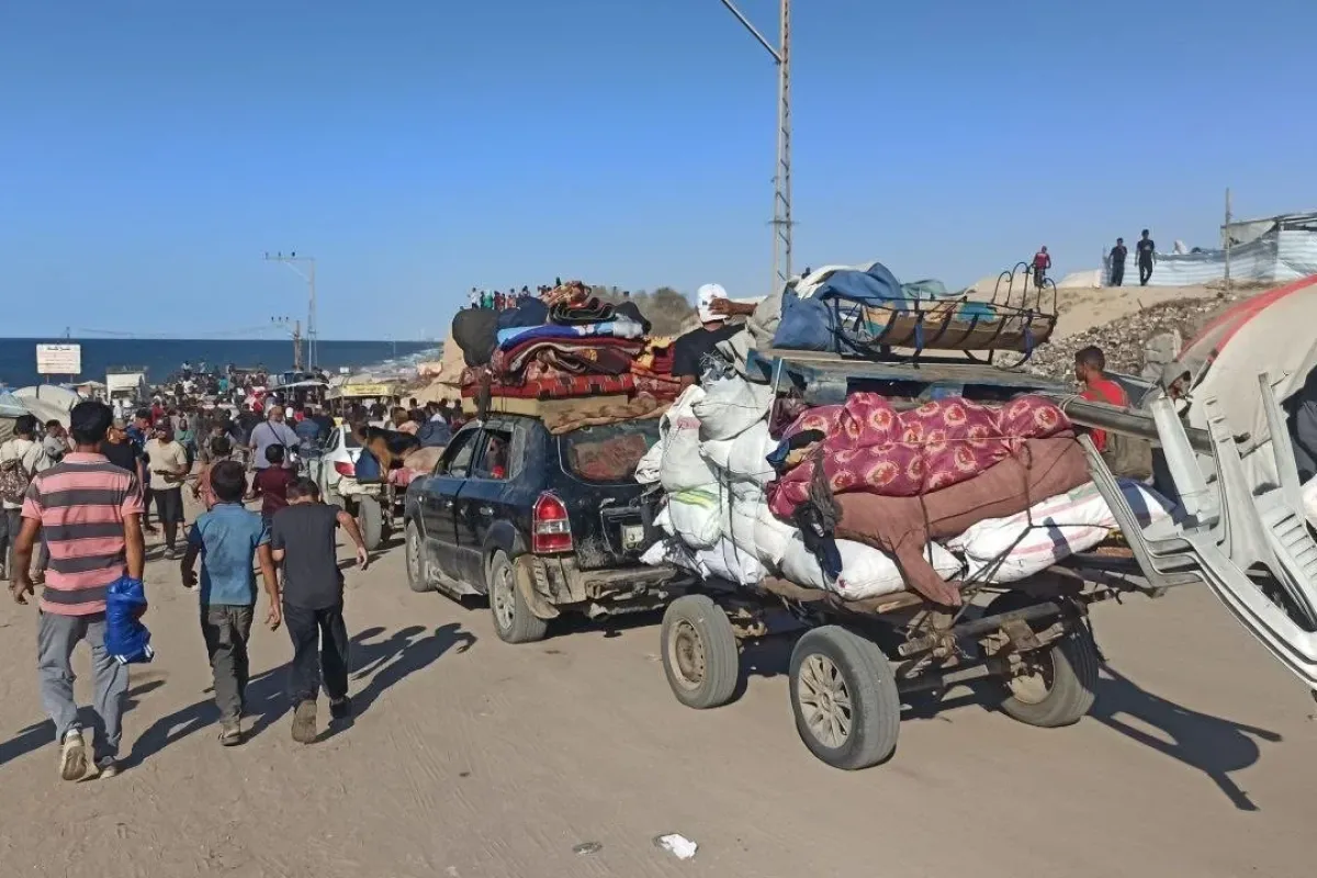 Gazze'de Ateşkesin Ardından Binlerce Filistinli Evlerine Dönüyor