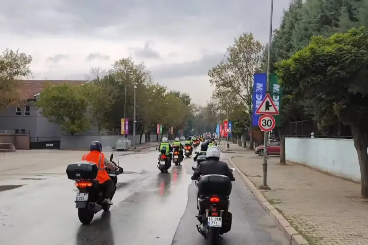 İnegöl’de yüzlerce motosiklet sürücüsü yollara döküldü