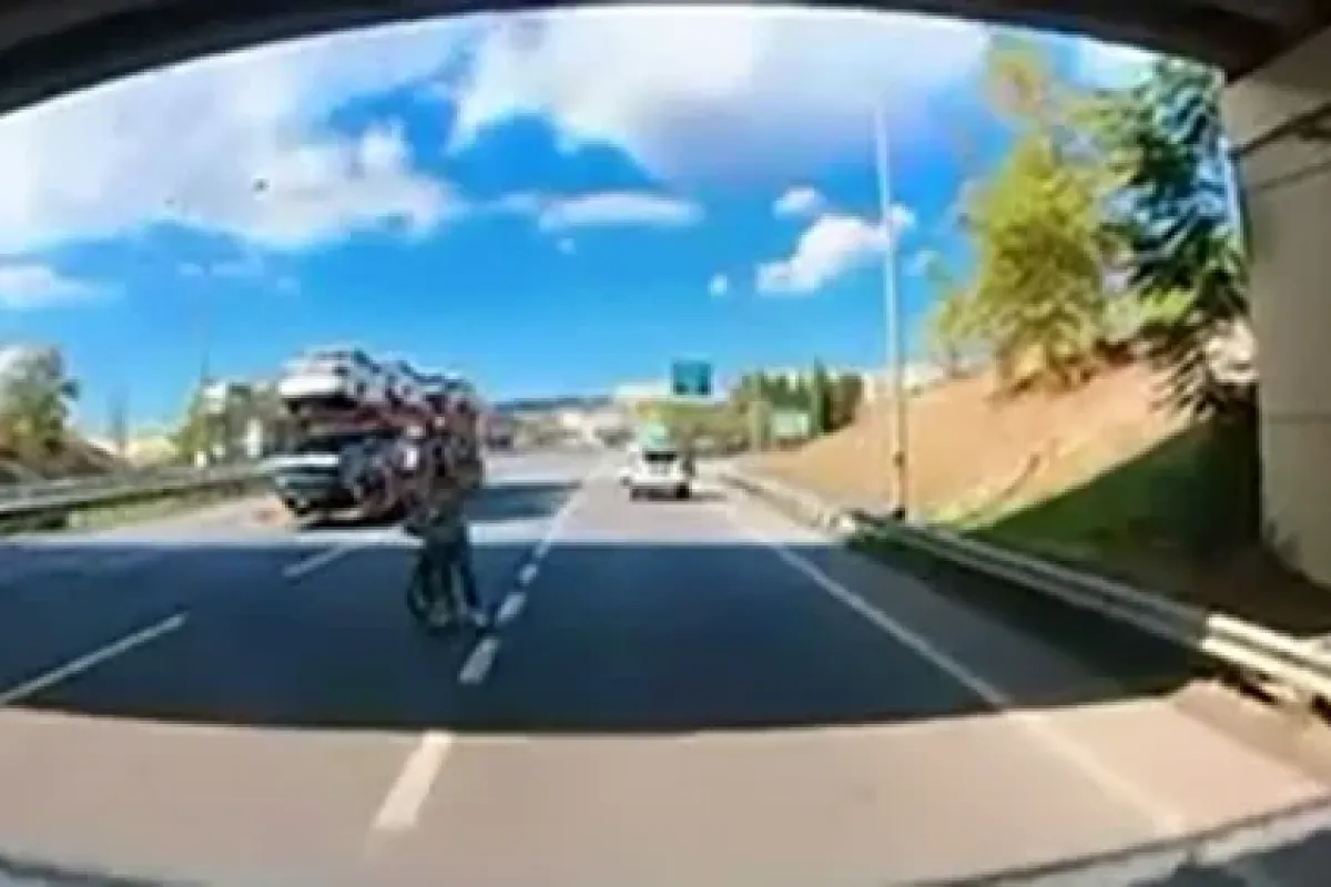 Bu sefer de tersten bisiklet geldi