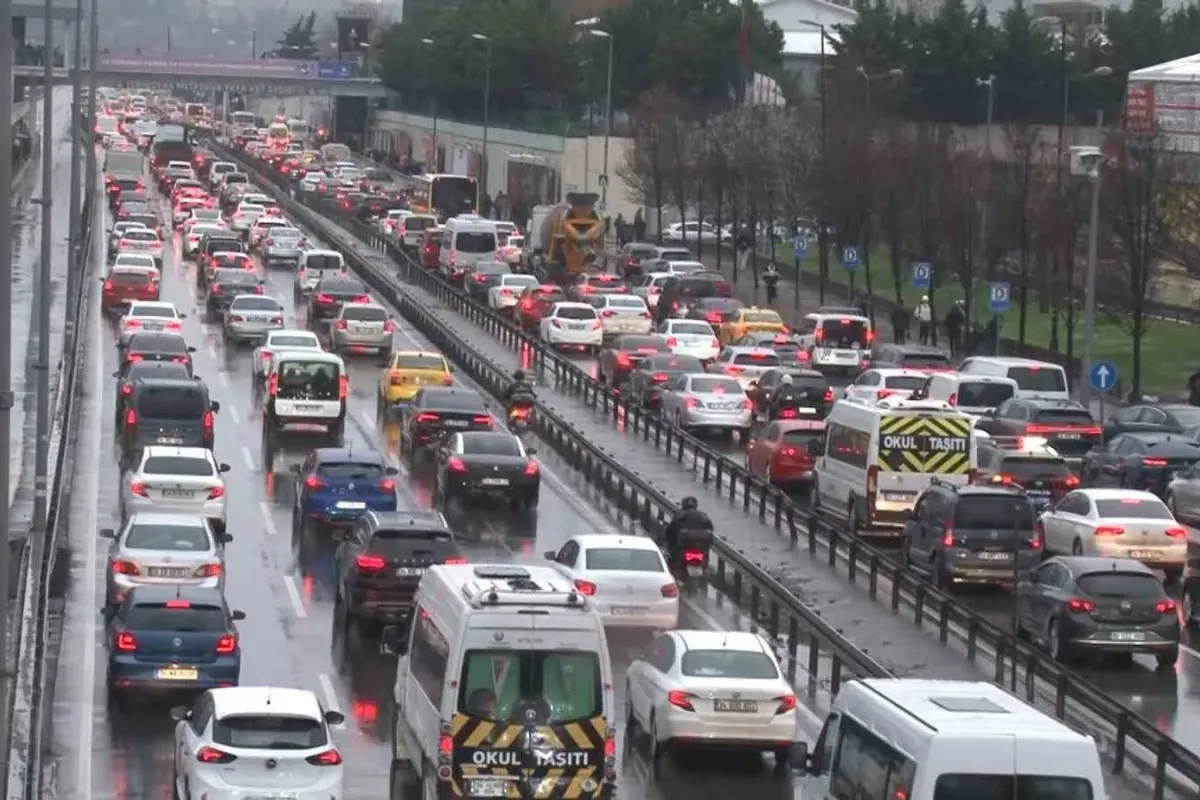 Bayram Trafiğinde Radar Alarmı: Hangi Tedbirler Alındı?