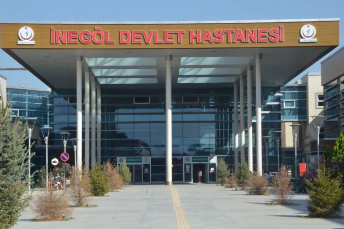 İnegöl Devlet Hastanesi'ndeki Ambulans Müzesi Kapatıldı