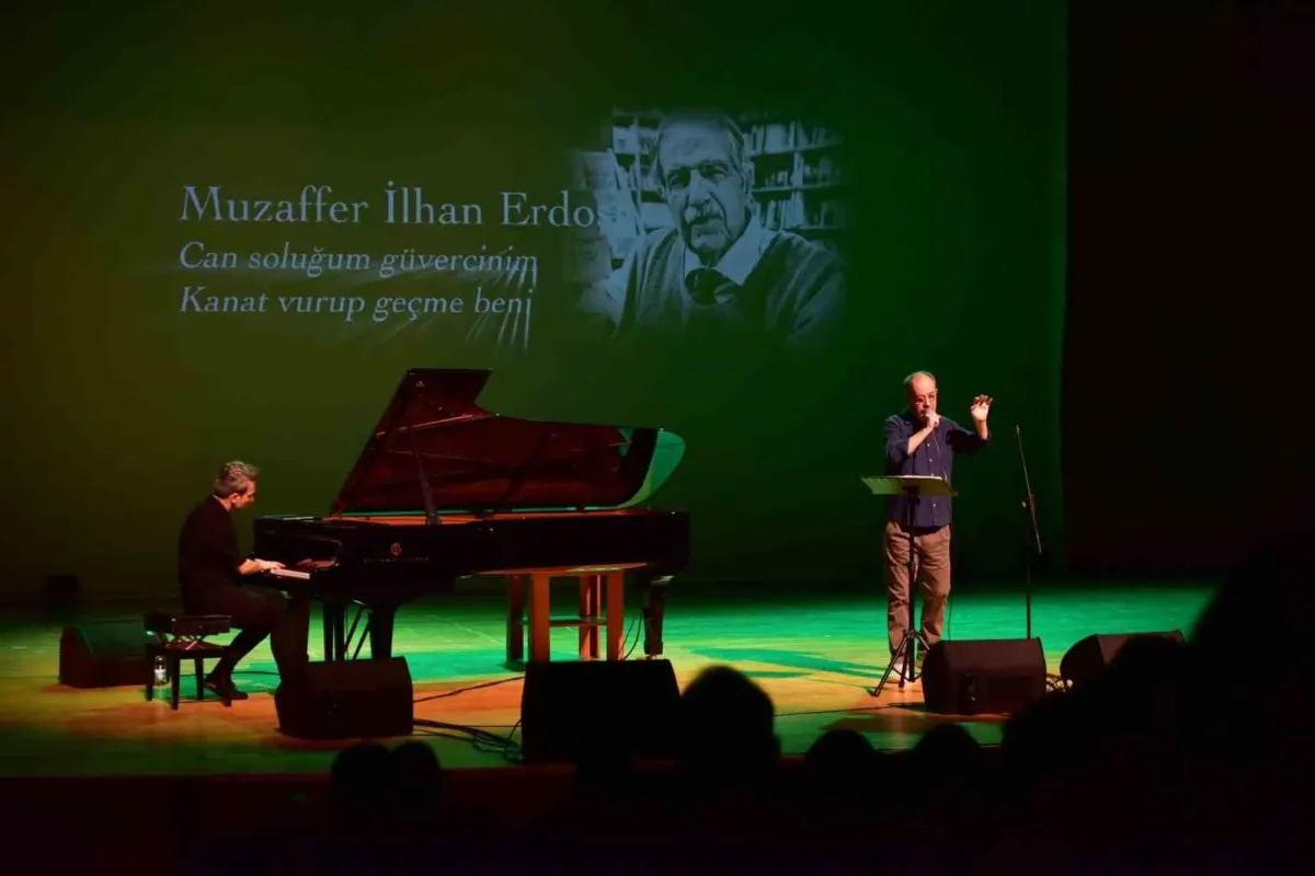 Bursa festivali, edebiyat ve müziği aynı sahnede buluşturdu