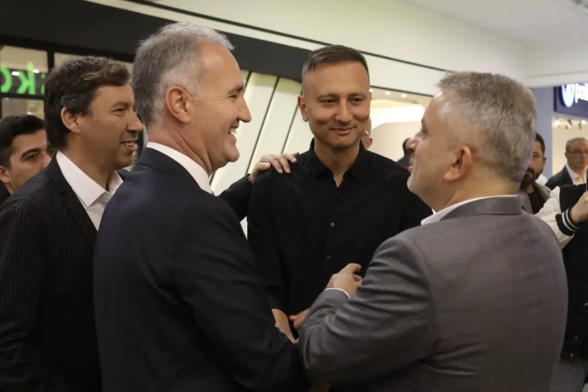 AK Parti Heyetinden MODEF Fuarına Ziyaret