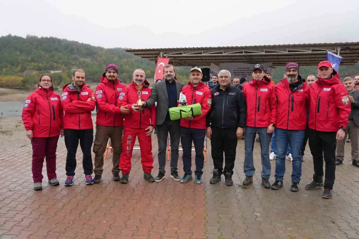 Arama kurtarma ekipleri  Ericek Adrenalin Park’ta  yarıştı