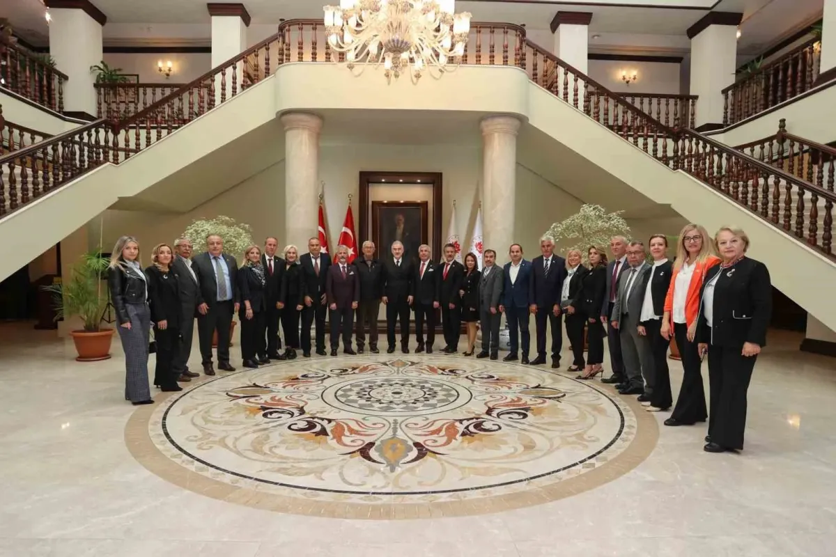 Vali Erol Ayyıldız, muhtarları ağırladı